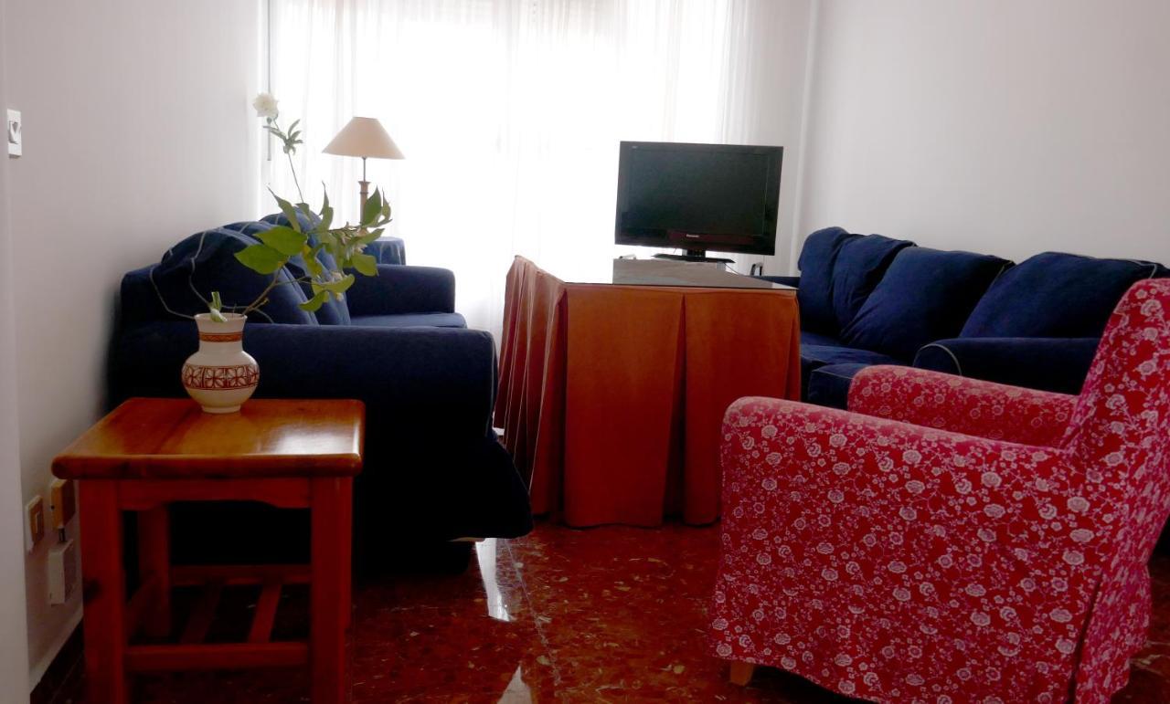 Casa Soleada En Calle Tranquila Sewilla Zewnętrze zdjęcie