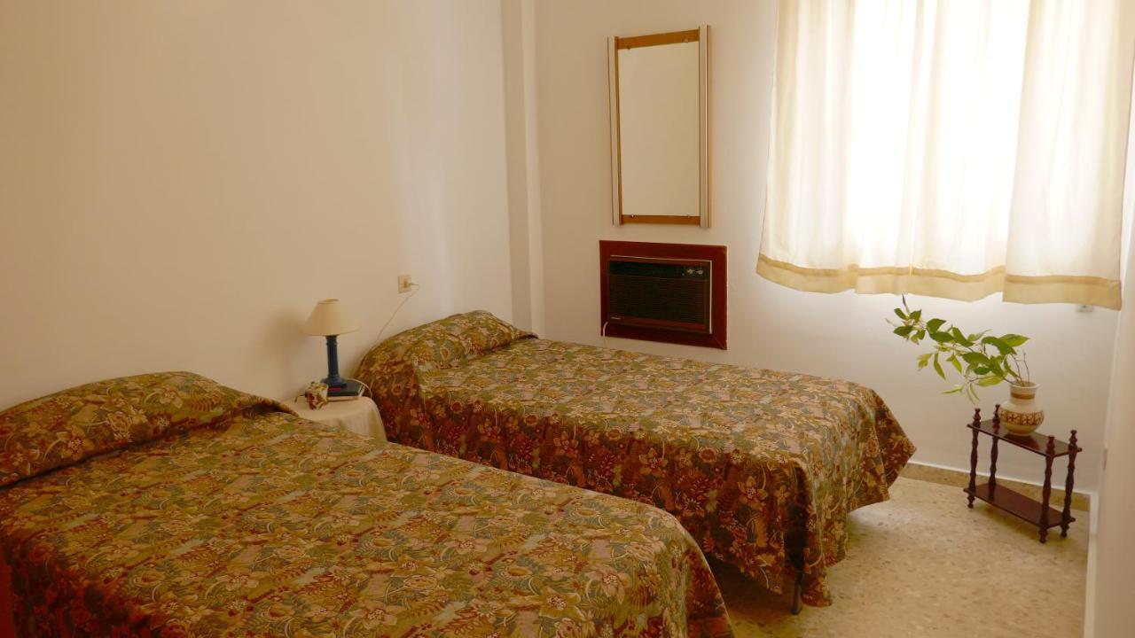 Casa Soleada En Calle Tranquila Sewilla Zewnętrze zdjęcie